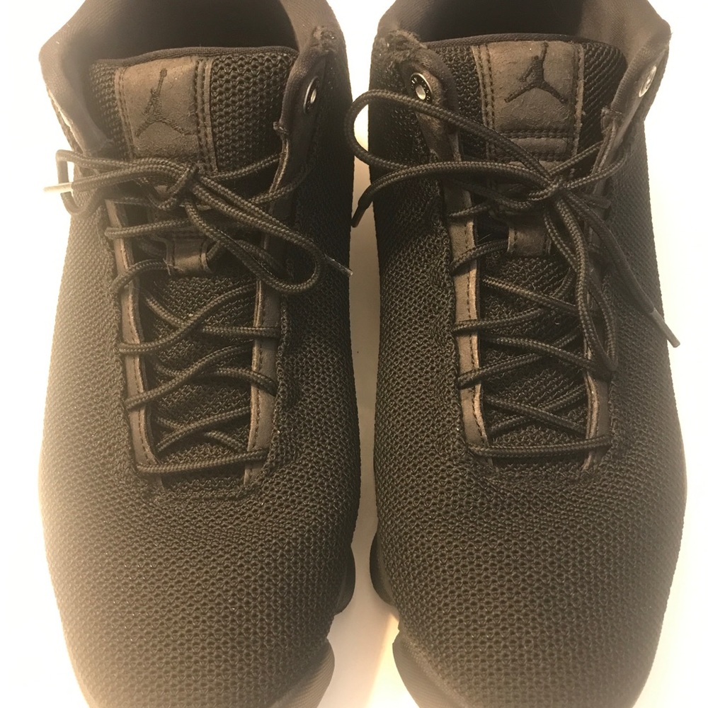 Nike Air Jordan Size 11 845098-010